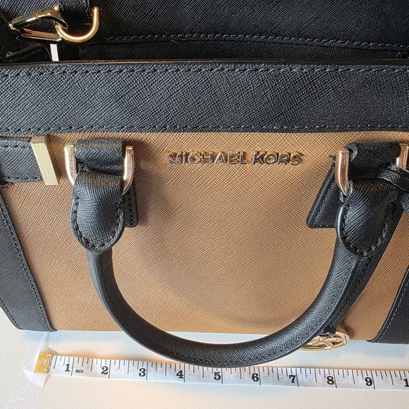 Michael Kors Black and Tan Women's Bag - Picture 3 of 5